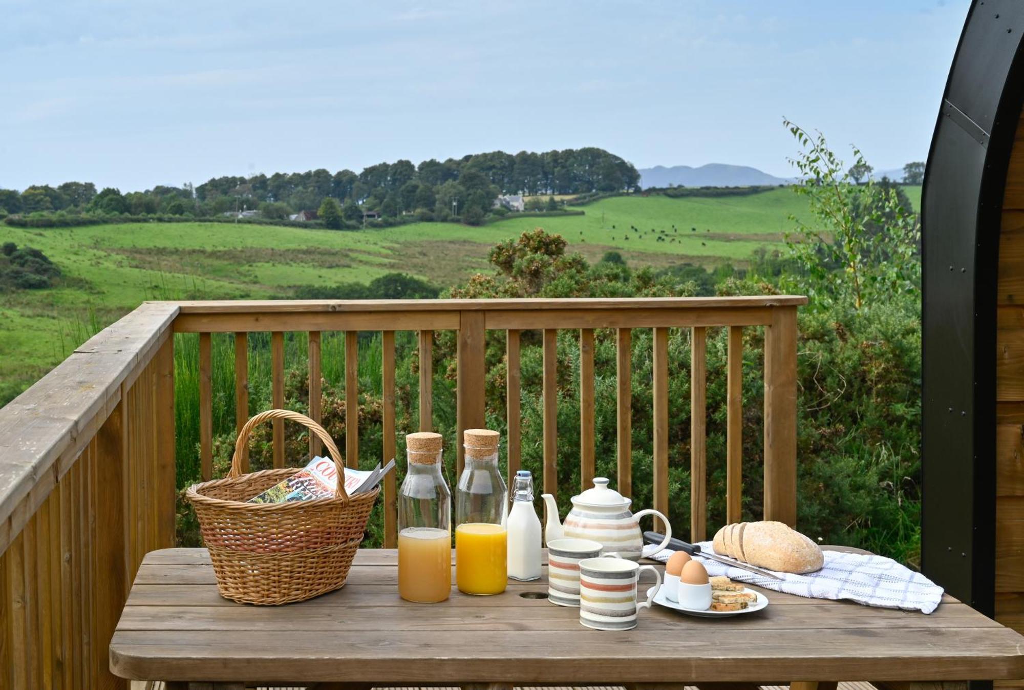 Luxury Glamping Pods - The Heft & The Hirsel Appartement Glasgow Buitenkant foto
